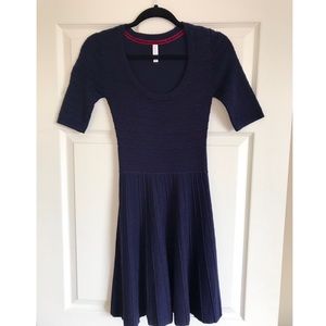 Navy Blue Scoop Neck Dress XS / S